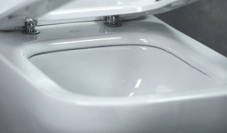 Igiene e innovazione: quali tecnologie scegliere per i bagni? aquablade