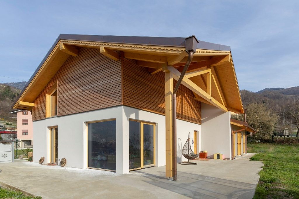 La casa in legno prefabbricata: massimo comfort ed efficienza energetica B