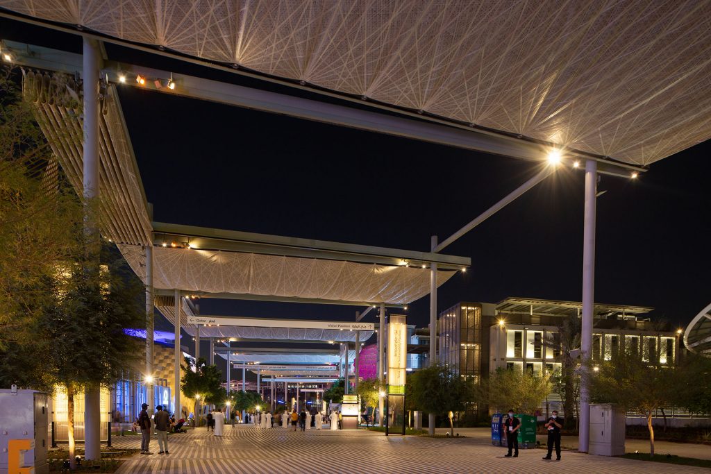 Copertura in tessuto tecnico: una struttura leggera, flessibile e resistente i Mesh Expo 2020 Dubai Pergola Sun Shading 34