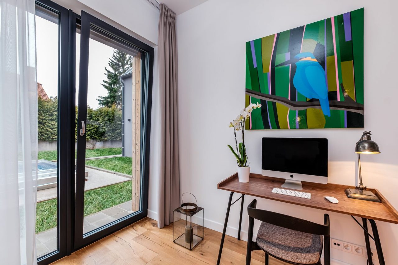 La scelta delle finestre e l’importanza dell’isolamento termico per la casa Deceuninck Ambientazione Elegant e1684760914310