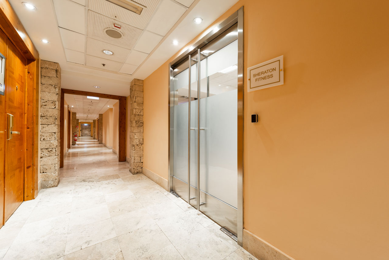 Comfort e sicurezza negli accessi: dormakaba per l'Hotel Sheraton Parco de' Medici di Roma DSC4754