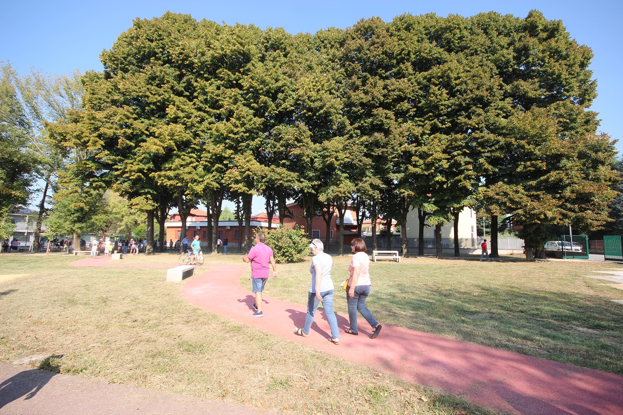 Il parco giochi di Camilla a Tavazzano con Villavesco, un esempio di sostenibilità e inclusività Parco di Tavazzano 2 red