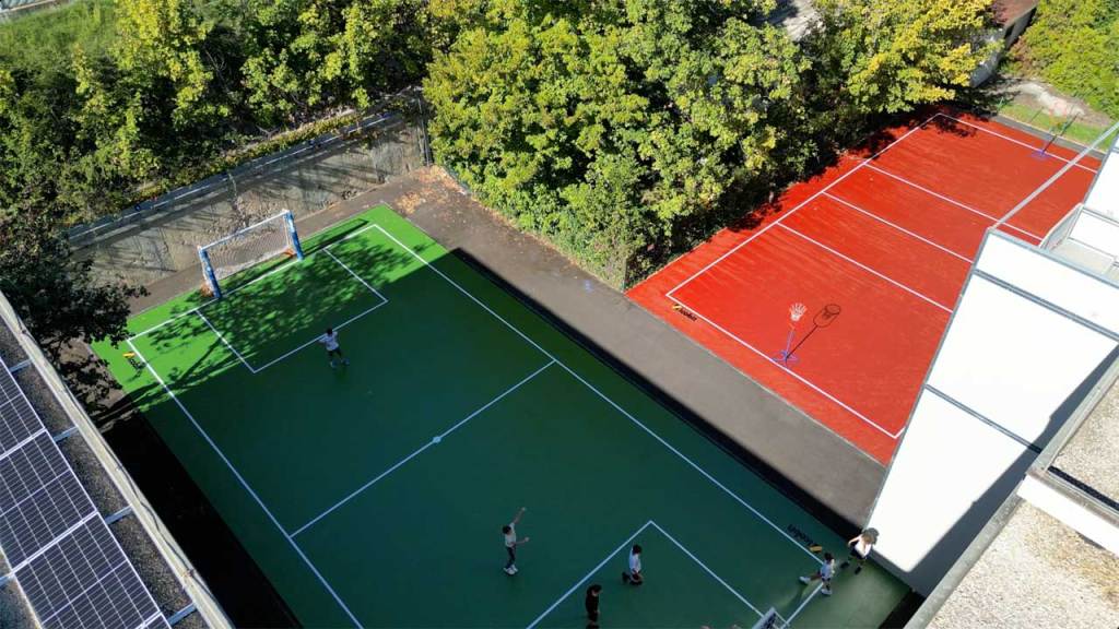 Pavimentazioni sportive in resina: la linea MATCH di Icobit per sicurezza, comfort di gioco e durabilità resina per pavimento sportivo