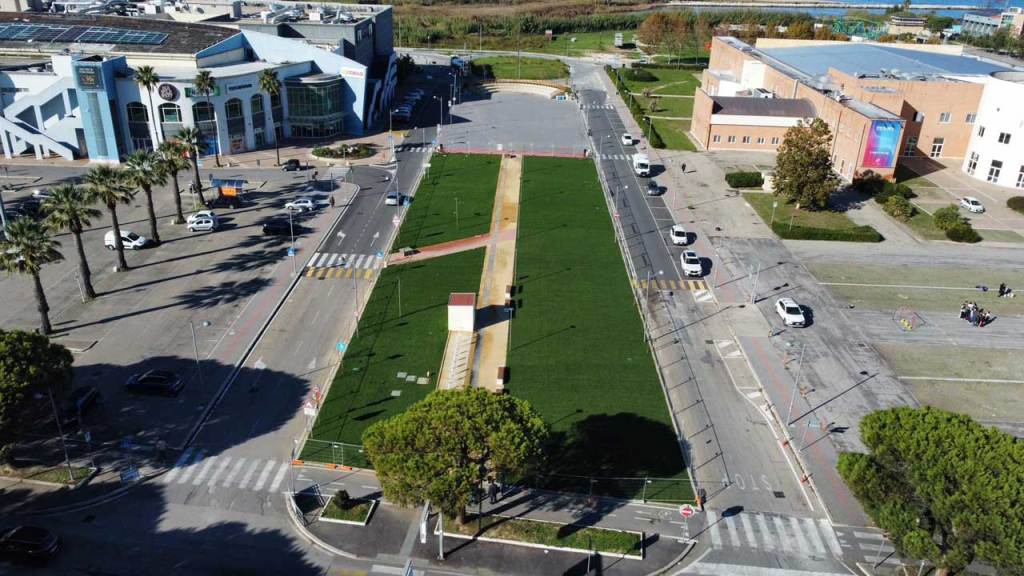 Rigenerare uno spazio pubblico con il calcestruzzo drenante: il caso di via D’Andrea a Montesilvano (Pescara) wMonsilvano Piazza 2