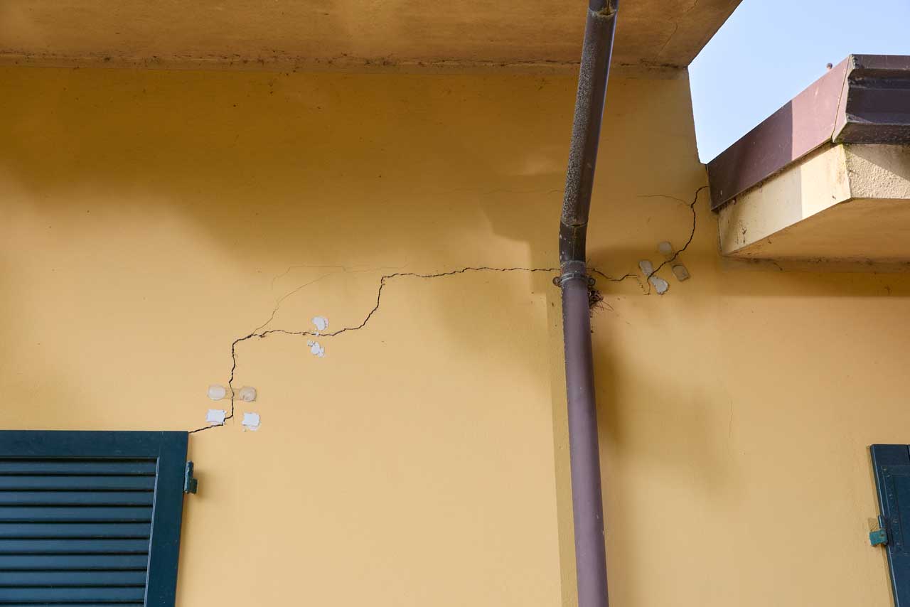 Consolidamento fondazioni con tecnica mista: un nuovo caso con micropali e resine SYStab Cesenatico 06 25 055