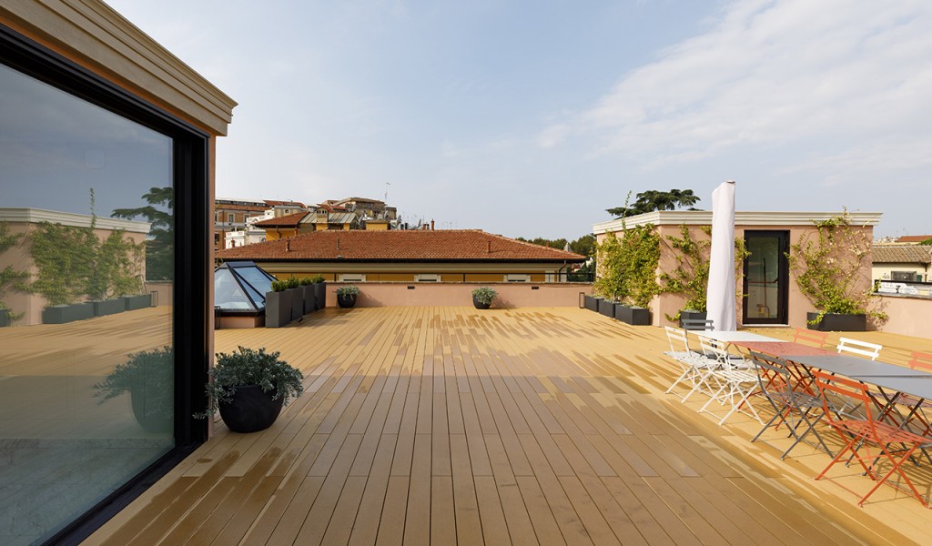 Soluzioni ad alte prestazioni per la riqualificazione sostenibile di un palazzo storico a Roma