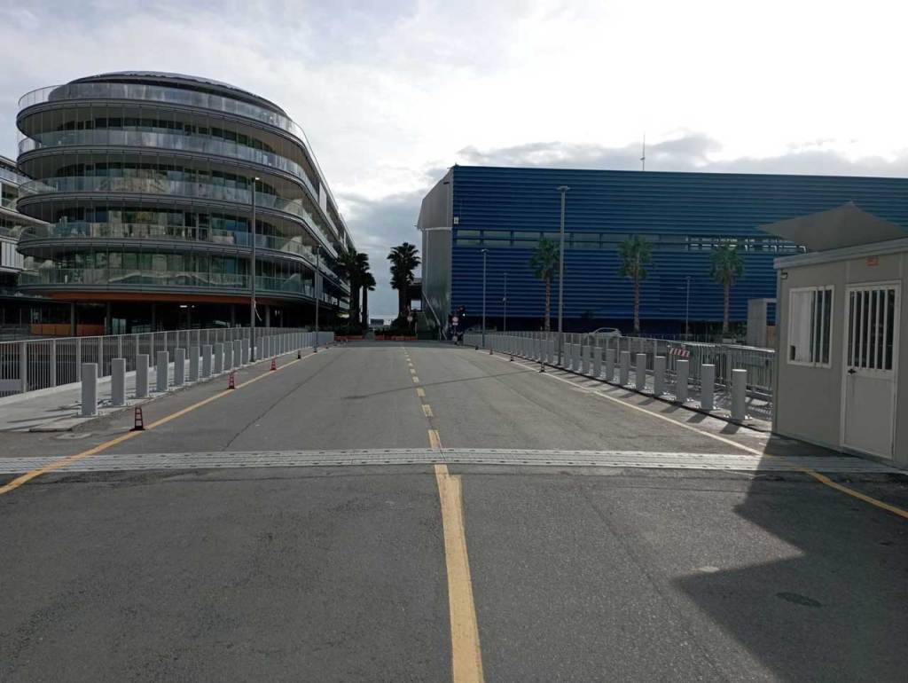 Ponti mobili sul Waterfront di Levante a Genova: i dissuasori custom Pilomat p ponte genova1