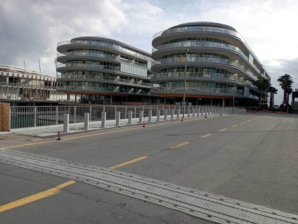 Ponti mobili sul Waterfront di Levante a Genova: i dissuasori custom Pilomat p ponte genova3
