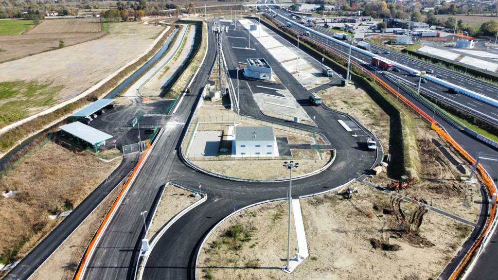 A4 Venezia-Trieste: nuove aree di sosta Fratta Nord e Sud con pavimentazioni i.tech CARGO Fratta sosta 1