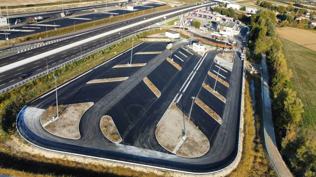 A4 Venezia-Trieste: nuove aree di sosta Fratta Nord e Sud con pavimentazioni i.tech CARGO Fratta sosta
