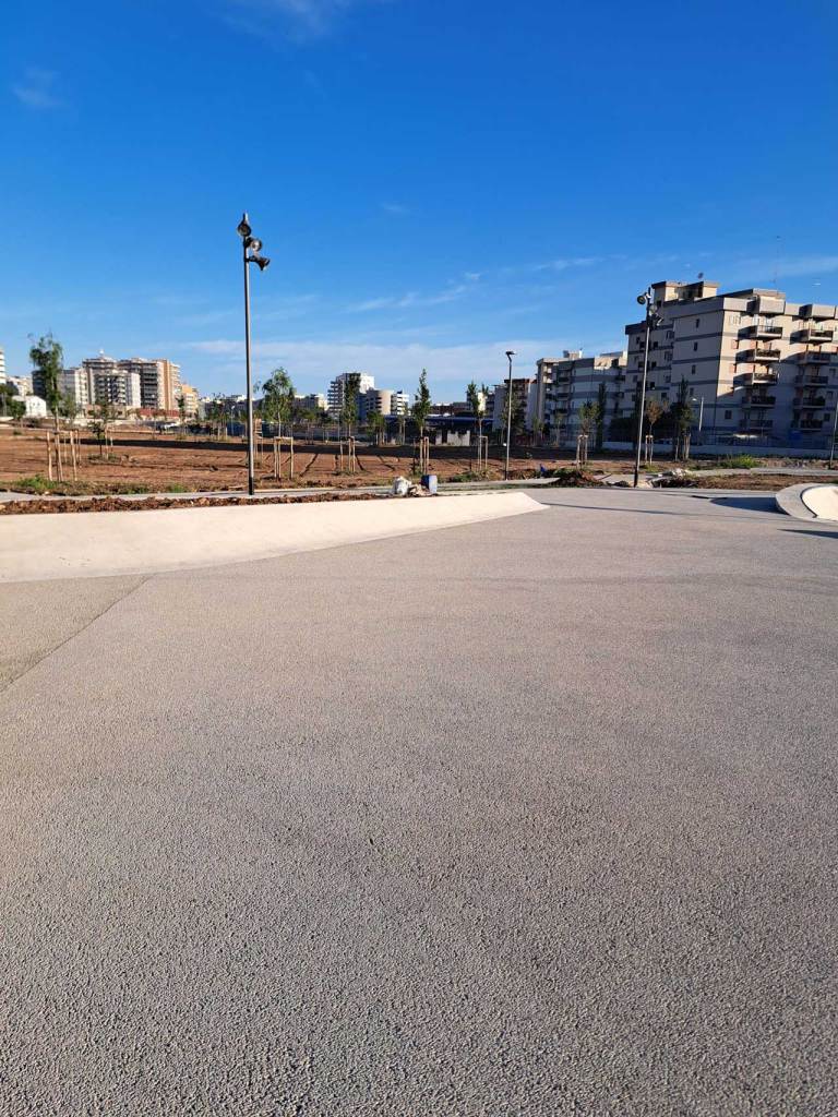 Parco della Rinascita di Bari: rigenerazione urbana e percorsi drenanti con i.idro DRAIN 4 Parco della Rinascita di Bari: rigenerazione urbana e percorsi drenanti con i.idro DRAIN Parco Rinascita Bari i.idro DRAIN