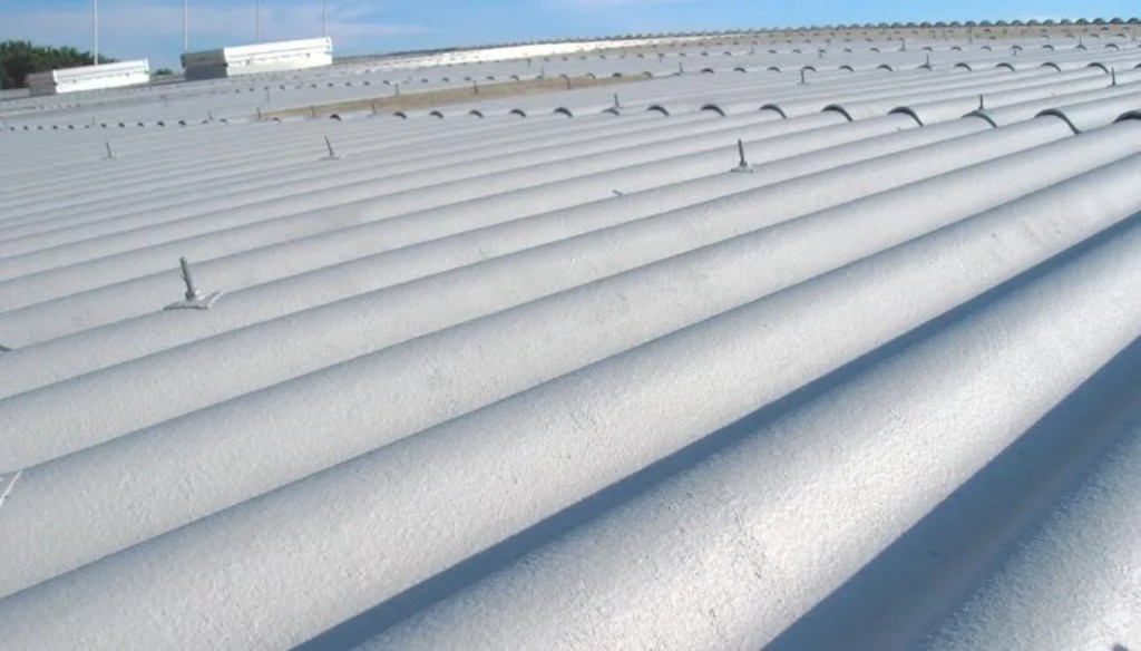 Bonifica coperture in amianto: quando scegliere l'incapsulamento e come funziona Come bonificare una copertura in amianto 4